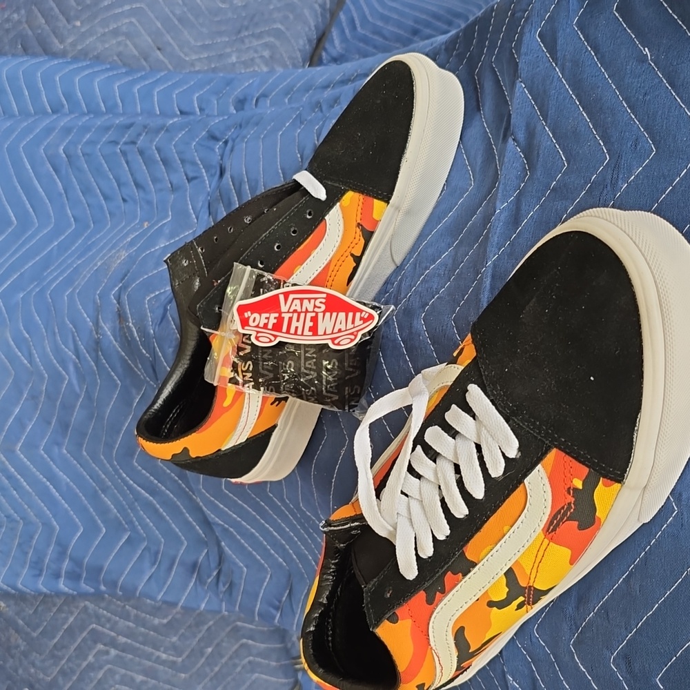 Men's 8.5 Vans